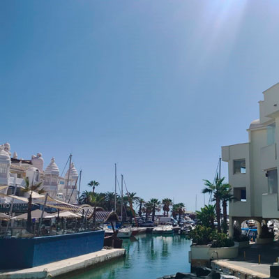 Vistas de Puerto Marina